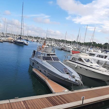 Bateau Cocoon En Amoureux Bordeaux Exterior photo